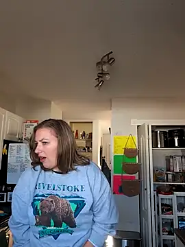 Canadian BBW online show from 10-15-25, 10:29