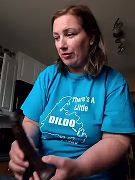 Canadian BBW online show from 10-31-25, 09:43