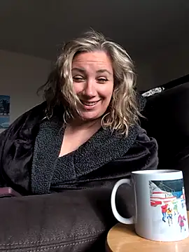 Snapshot of Canadian_BBW chatting on 06-04-26, 02:22 Canadian BBW online show from 06-04-26, 02:22