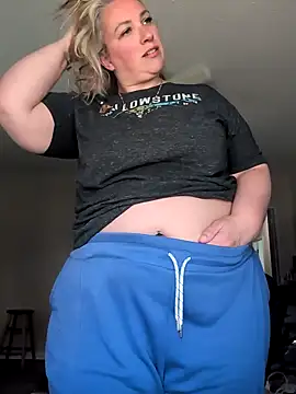 Snapshot of Canadian_BBW chatting on 05-03-26, 10:13 Canadian BBW online show from 05-03-26, 10:13