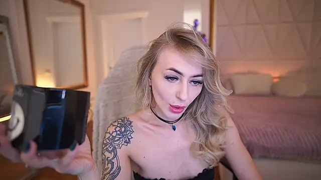 GraceCandy online show from 01-17-26, 06:50