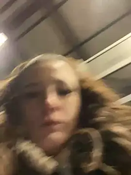 joanaelaa online show from 12-19-24, 08:55