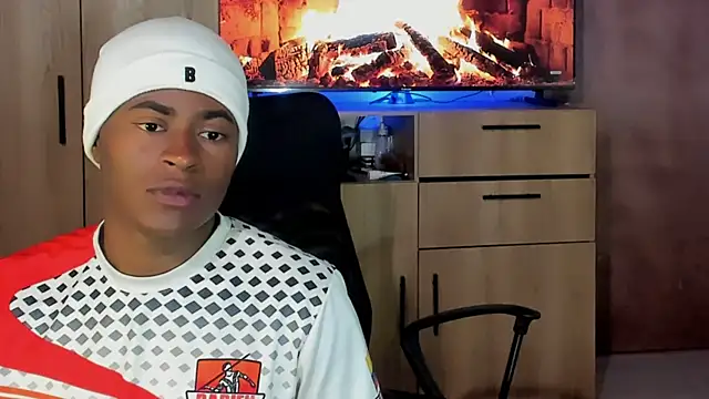 CrissBrownxxx online show from 05-15-26, 02:42