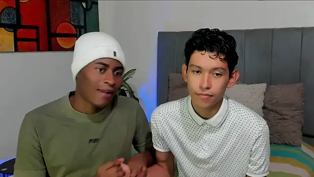 Snapshot of CrissBrownxxx chatting on 10-21-25, 12:54 CrissBrownxxx online show from 10-21-25, 12:54