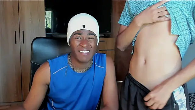 CrissBrownxxx online show from 05-15-26, 09:02