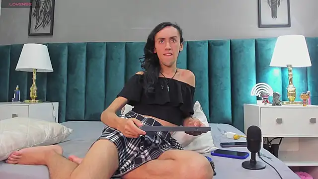 Karol fenixx online show from 02-06-25, 10:25