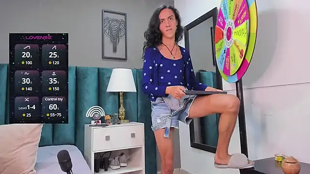 Karol fenixx online show from 02-11-25, 01:51