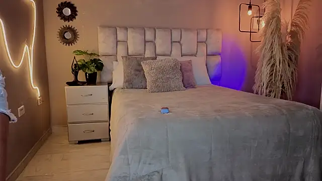 pamela reyes  online show from 02-17-26, 08:28