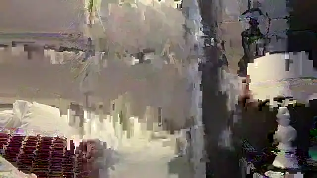 Snapshot of Blueskiiis3 chatting on 09-27-25, 06:41 Blueskiiis3 online show from 09-27-25, 06:41