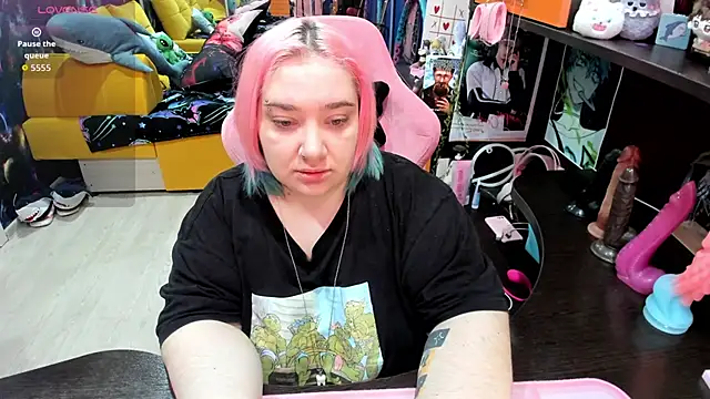 Softie Sofy online show from 04-02-26, 01:46