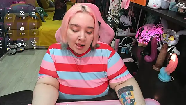 Softie Sofy online show from 03-25-26, 02:44