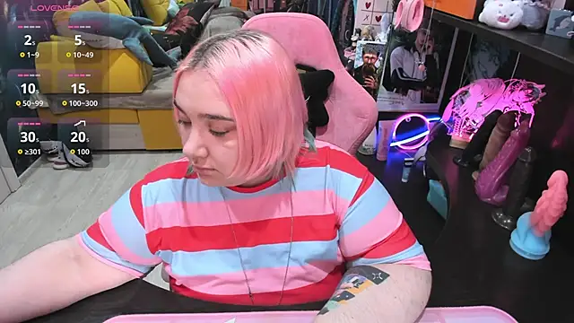 Softie Sofy online show from 04-09-26, 06:19