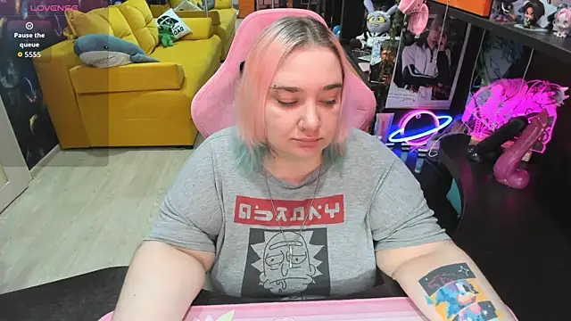 Snapshot of Softie_Sofy chatting on 06-03-26, 02:34 Softie Sofy online show from 06-03-26, 02:34