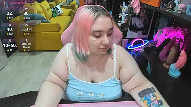 Softie Sofy online show from 05-26-26, 03:15