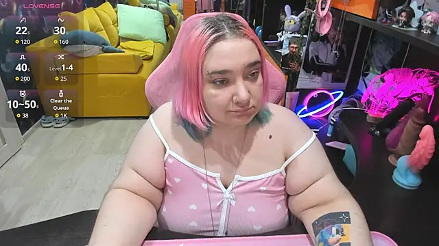 Softie Sofy online show from 05-07-26, 03:44
