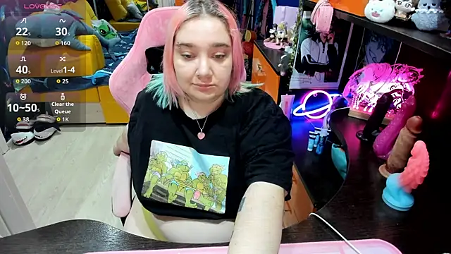 Softie Sofy online show from 02-24-26, 02:23