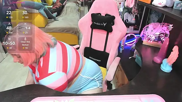 Softie Sofy online show from 04-09-26, 02:35