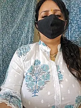 Snapshot of cute-tanvi chatting on 03-05-25, 08:21 cute-tanvi online show from 03-05-25, 08:21