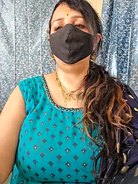 Snapshot of cute-tanvi chatting on 03-13-25, 05:00 cute-tanvi online show from 03-13-25, 05:00