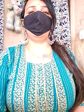 cute-tanvi online show from 04-10-26, 01:01