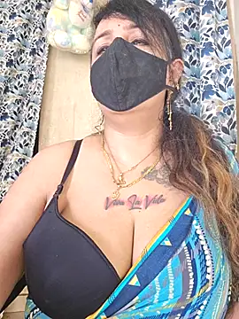 Snapshot of cute-tanvi chatting on 09-27-25, 01:56 cute-tanvi online show from 09-27-25, 01:56