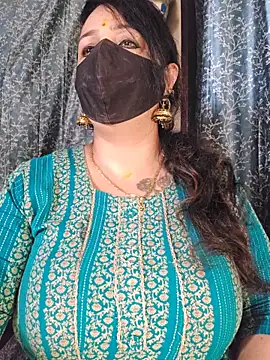 cute-tanvi online show from 06-18-26, 01:15