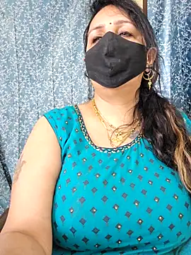 Snapshot of cute-tanvi chatting on 03-08-25, 01:28 cute-tanvi online show from 03-08-25, 01:28