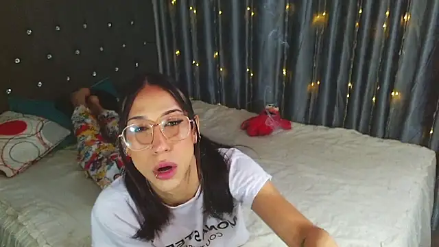 Kenisha Sweet online show from 02-08-26, 05:43