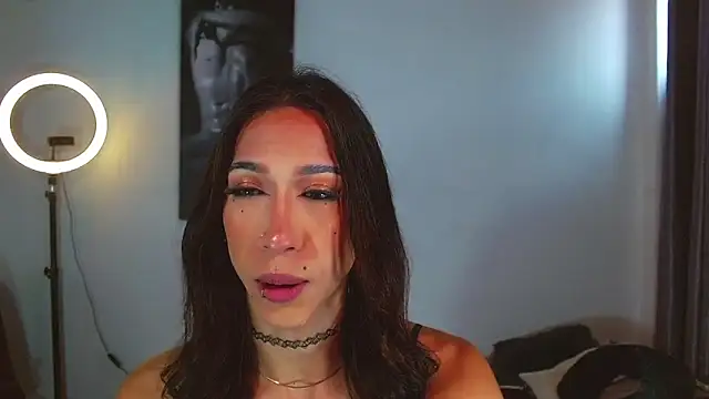 Kenisha Sweet online show from 12-18-25, 07:50