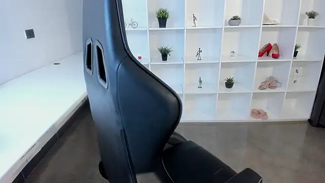 natural bigboobs online show from 05-19-26, 07:43