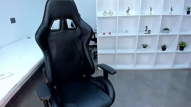 Snapshot of natural_bigboobs chatting on 02-04-26, 07:42 natural bigboobs online show from 02-04-26, 07:42