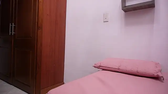 rousse coup online show from 09-27-25, 07:20