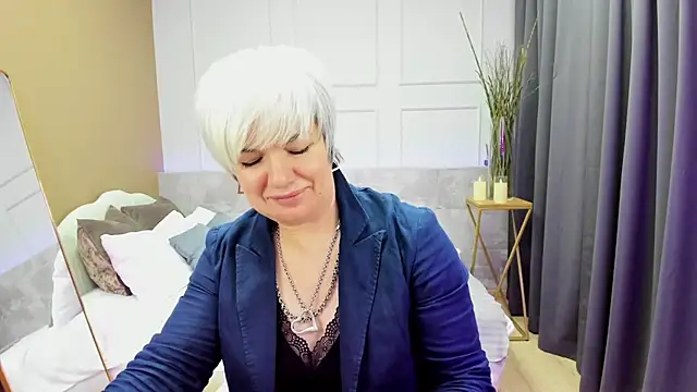 Snapshot of CarmenSoft chatting on 01-21-25, 04:32 CarmenSoft online show from 01-21-25, 04:32