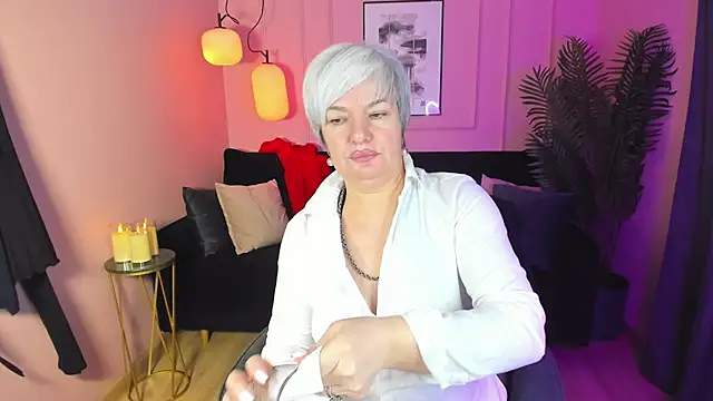 Snapshot of CarmenSoft chatting on 02-22-25, 03:01 CarmenSoft online show from 02-22-25, 03:01