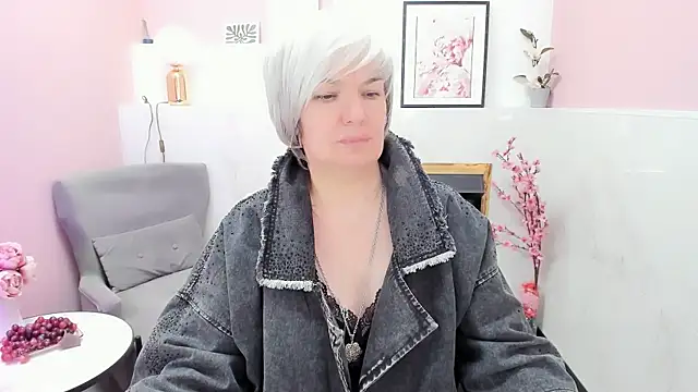 CarmenSoft online show from 05-10-26, 09:46