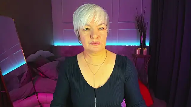 Snapshot of CarmenSoft chatting on 02-17-25, 08:49 CarmenSoft online show from 02-17-25, 08:49
