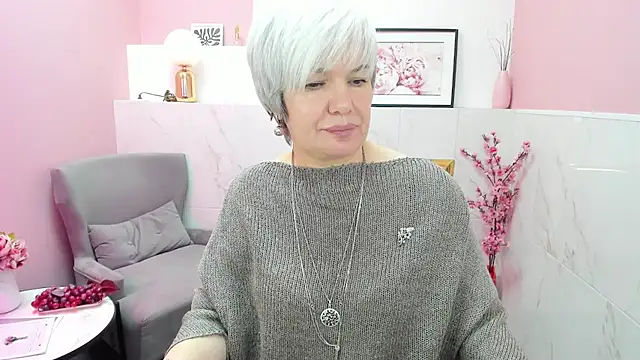Snapshot of CarmenSoft chatting on 03-22-25, 12:06 CarmenSoft online show from 03-22-25, 12:06