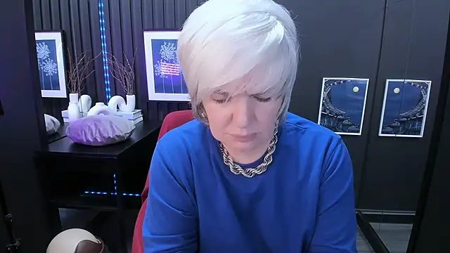 CarmenSoft online show from 06-19-26, 08:47