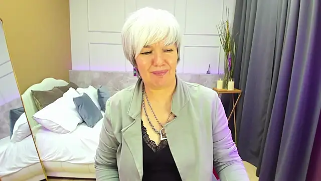 Snapshot of CarmenSoft chatting on 02-02-25, 11:53 CarmenSoft online show from 02-02-25, 11:53