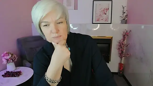 CarmenSoft online show from 06-08-26, 01:28