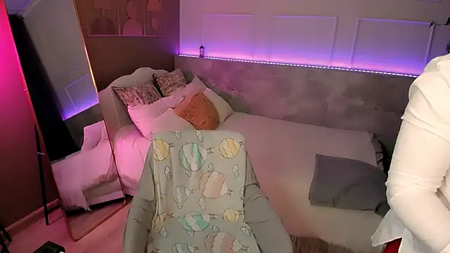 CarmenSoft online show from 05-25-26, 09:08