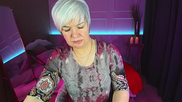 Snapshot of CarmenSoft chatting on 02-18-25, 02:59 CarmenSoft online show from 02-18-25, 02:59