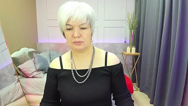 Snapshot of CarmenSoft chatting on 03-10-25, 08:34 CarmenSoft online show from 03-10-25, 08:34