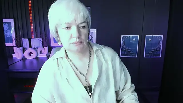 CarmenSoft online show from 07-17-26, 08:39