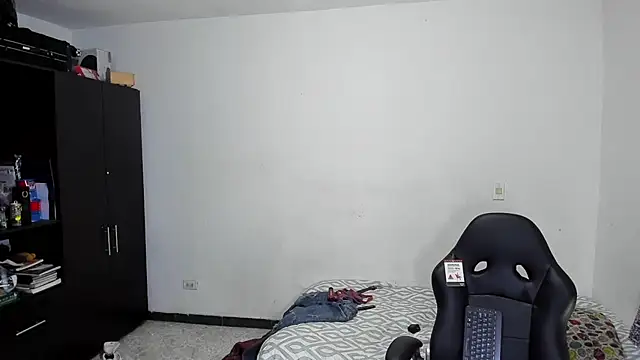 ares sexxx online show from 04-15-26, 09:15