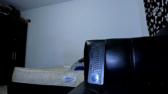 ares sexxx online show from 11-11-25, 09:04