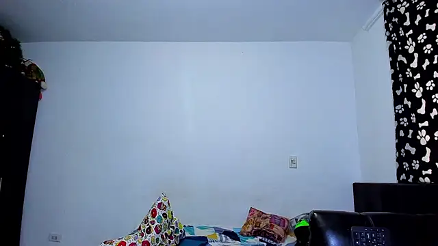 ares sexxx online show from 10-13-25, 05:03