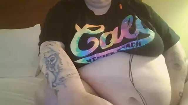 Ladyofmystery online show from 12-28-24, 09:20