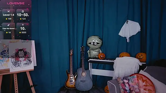 MadnessAlison online show from 10-31-25, 08:05