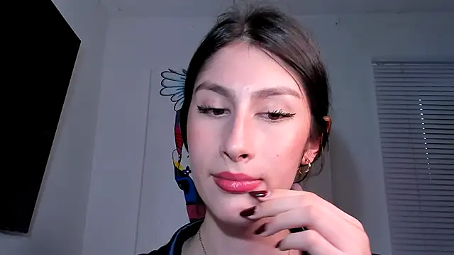 valeria gonzales  online show from 03-01-25, 10:42